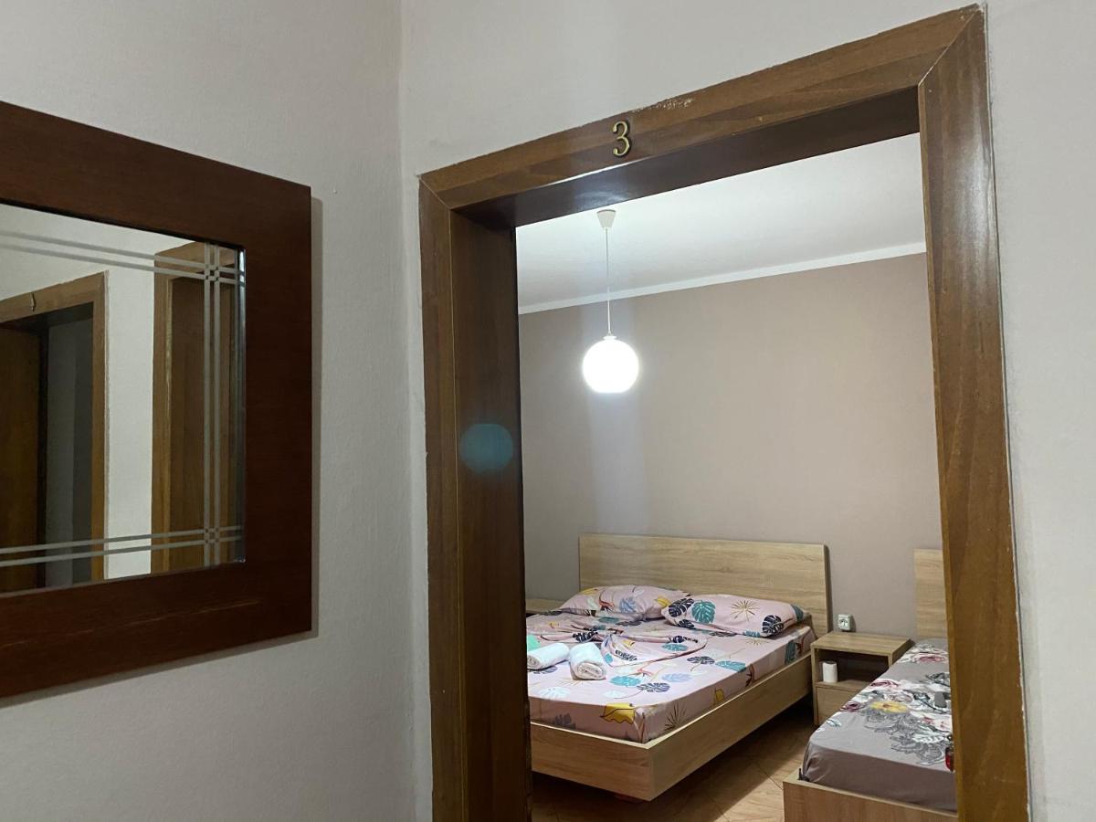 Guesthouse Sense ติรานา ภายนอก รูปภาพ